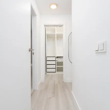 Apartment Homes Urban Sky Tower 4 G