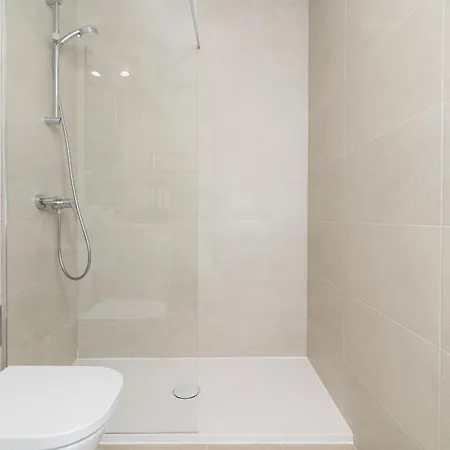 Apartment Homes Urban Sky Tower 4 G Malaga