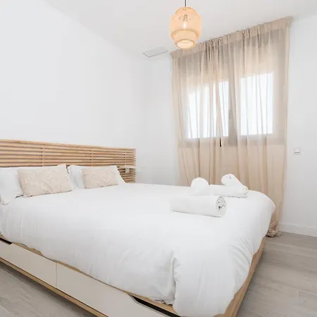 Homes Urban Sky Tower 4 G Malaga